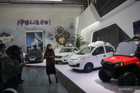 Mobil otonom alias mobil tanpa pengemudi