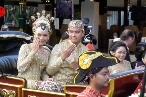 Doa serta harapan seniman Jogja untuk Kaesang dan Erina