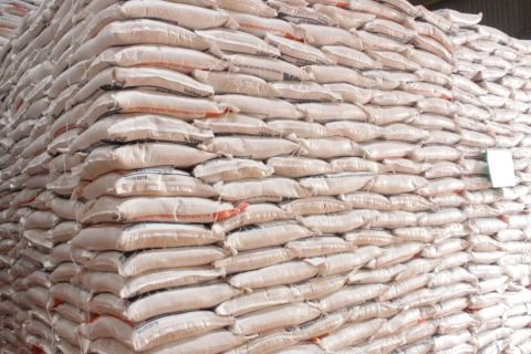 NTB hentikan sementara pengiriman beras keluar daerah