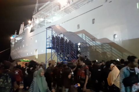 Puncak mudik sudah mulai terlihat di Pelabuhan Pantoloan Palu