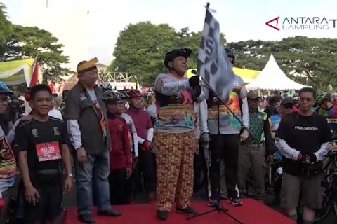 Gubernur Lampung buka fun run dalam rangka HUT ke-59 Provinsi Lampung