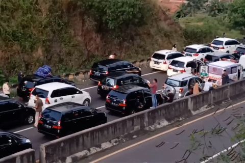 Tambahan 300 toilet portabel di jalur tol Tangerang-Merak