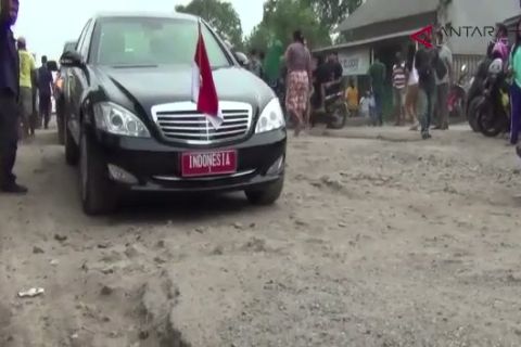 Warga Lampung harapkan perbaikan jalan dilakukan menyeluruh