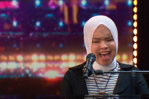 Putri Ariani penyanyi 17 tahun raih Golden Buzzer di America’s Got Talent