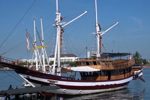 Kapal pinisi jadi sejarah kerjasama suku Bugis dan berbagai negara