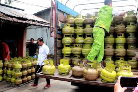 Pertamina tambah pasokan 240 ribu tabung elpiji subsidi untuk Sumbar