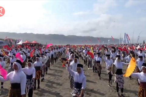 Pecahkan Rekor MURI, Bantul pentaskan Tarian Montro