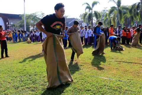 Beragam lomba olahraga tradisional meriahkan peringatan Haornas di NTB