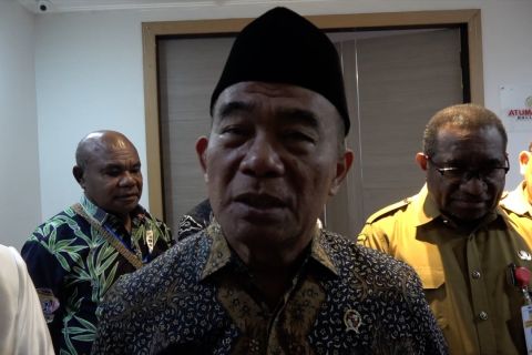 Menko PMK usulkan kualifikasi guru & perawat di Papua lebih fleksibel