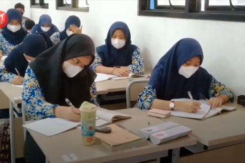 Hari Guru Nasional, guru diajak didik siswa dengan cara menyenangkan
