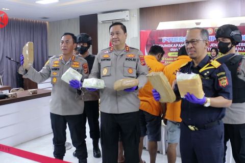 Polda Aceh gagalkan penyelundupan 20 kilogram sabu dari Malaysia