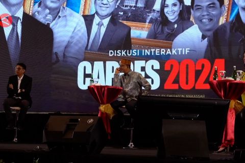 Satu forum di Makassar, Anies dan Ganjar paparkan kondisi demokrasi