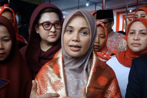 Atiqoh Ganjar kenalkan Santripreneur saat berkunjung ke Palembang