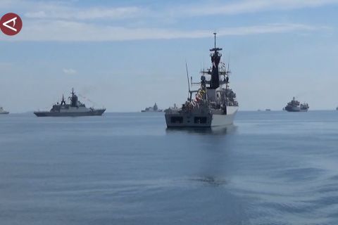 Danlantamal VI Makassar minta jajaran tingkatkan patroli laut