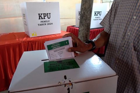 Pj Wali Kota Palembang tinjau pelaksanaan PSL di 20 TPS