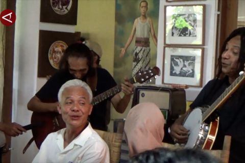 Sambangi rumah Butet Kartaredjasa, Ganjar apresiasi dukungan seniman