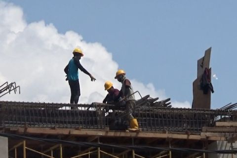 Sumbar kejar keselamatan konstruksi dengan pekerja bersertifikat