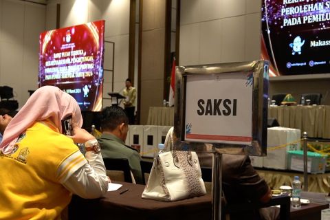 Gelar rapat pleno, KPU Sulsel terima hasil rekap pemilu 12 kab/kota