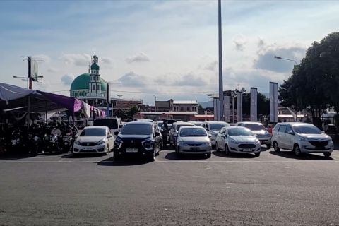 Cegah penumpukan, ASDP Ketapang skrining mobil tujuan Bali