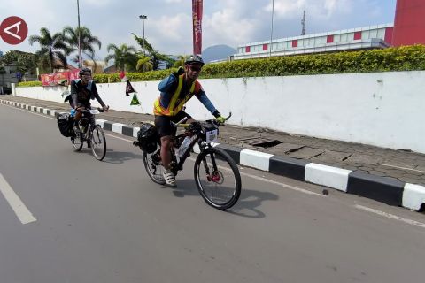 Mudik menantang, menggowes sepeda dari Tangerang menuju Pangandaran