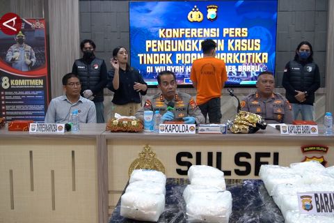 Polda Sulsel tangkap kurir 30 kg sabu dari Kaltara