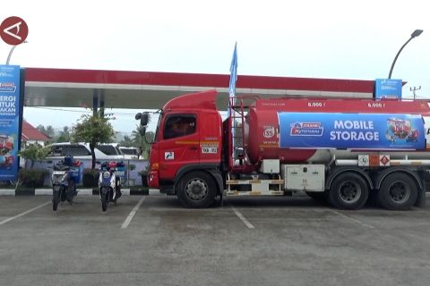 Dampak banjir lahar dingin di Sumbar, Pertamina suplai BBM dari Riau