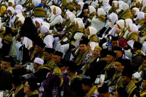 Jamaah haji Embarkasi Jakarta berangkat ke tanah suci Senin 13 Mei