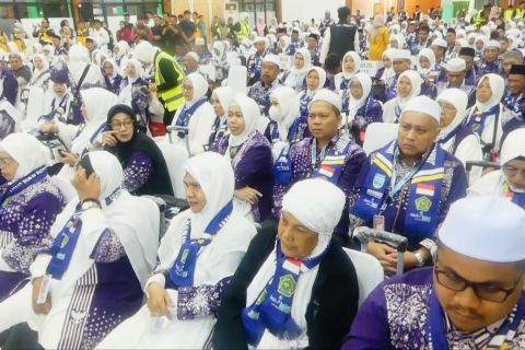 Kloter pertama jemaah calon haji embarkasi Banjarmasin diberangkatkan