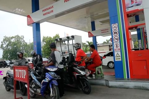 Menteri ESDM sebut Indonesia bertahap produksi bahan bakar B100