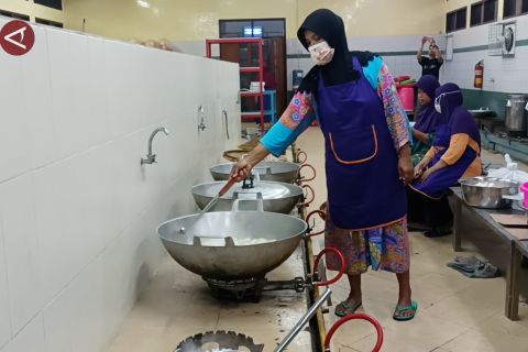 Dapur Asrama Haji Surabaya mulai siapkan berbagai menu