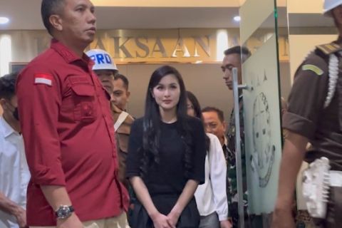 Kejagung tegaskan status Sandra Dewi masih sebagai saksi
