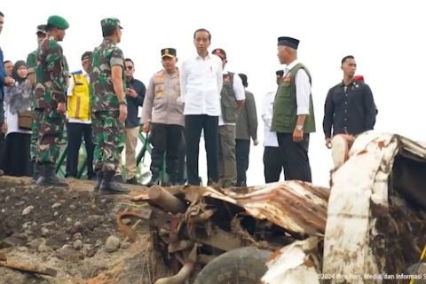 Jokowi tinjau penanganan banjir lahar dingin di Sumbar