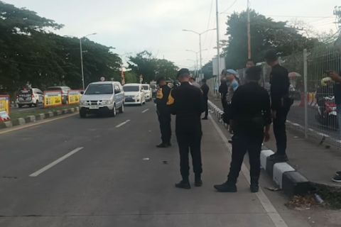 Polisi Surabaya putar balik suporter Persib