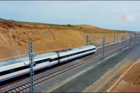 Turki resmikan jalur kereta cepat baru