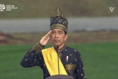 Jokowi pimpin upacara peringatan hari lahir Pancasila di Riau