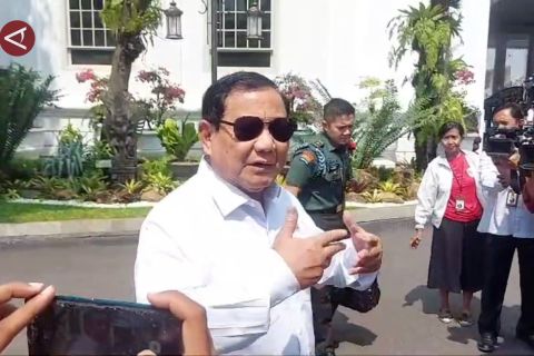 Prabowo sambangi Istana, sebut untuk beri laporan ke Presiden