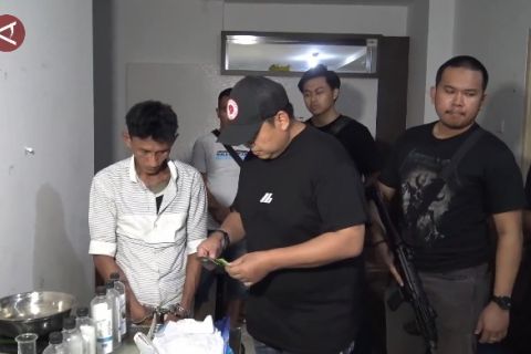 Ungkap 6 kasus narkoba, Polda Kepri kejar tersangka warga Malaysia