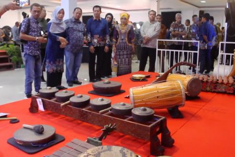 200 alat musik tradisional Nusantara dipamerkan di Tenggarong