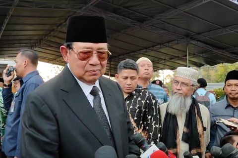 Hadiri pemakaman Hamzah Haz, SBY kenang momen indah bersama