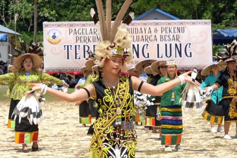 Pagelaran seni dan Pekenu’, lestarikan budaya suku Dayak Kenyah