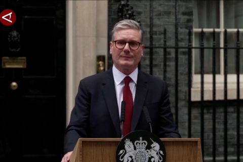 Menyimak cuplikan pidato pertama Keir Starmer sebagai PM Inggris