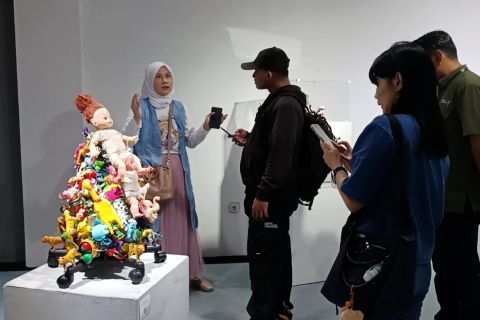 Galeri Prabangkara Surabaya pamerkan seni patung, keramik dan 'toys'