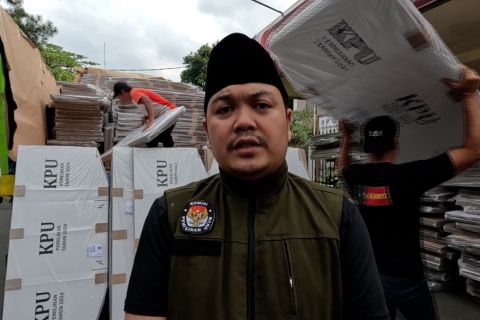 KPU Kota Bogor terima 6.120 logistik bilik suara Pilkada 2024