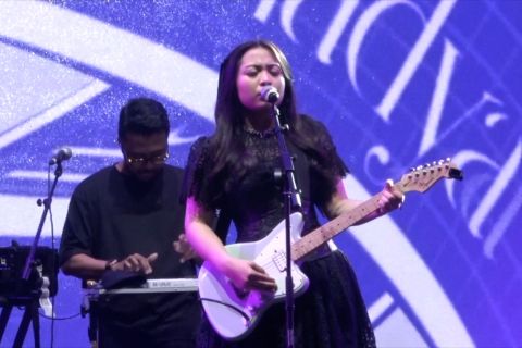 Tampil di Synchronize Fest, Bernadya ajak penonton "galau bareng"