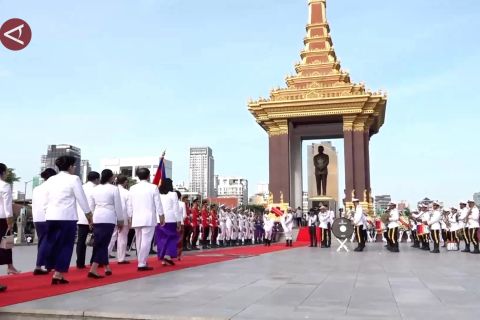 Kamboja peringati 12 tahun wafatnya mantan raja Norodom Sihanouk