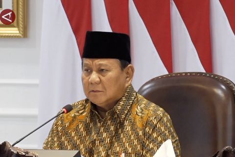 Prabowo minta Kemenkeu hapus anggaran tak perlu, ini kata ekonom