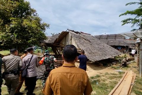 TNI lakukan pembangunan fisik RLH bagi warga Kota Lhokseumawe