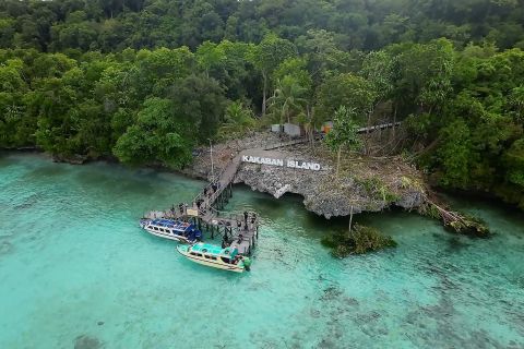 Pesona Pulau Sangalaki dan Kakaban di antara wisata dan konservasi