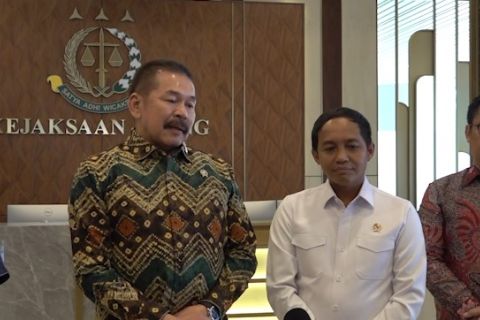 Menhut bahas pembentukan satgas perlindungan hutan bersama Jaksa Agung