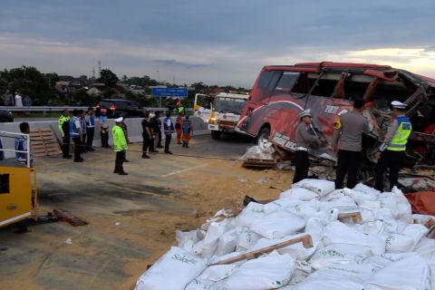 Sopir truk jadi tersangka kecelakaan di tol Pandaan-Malang